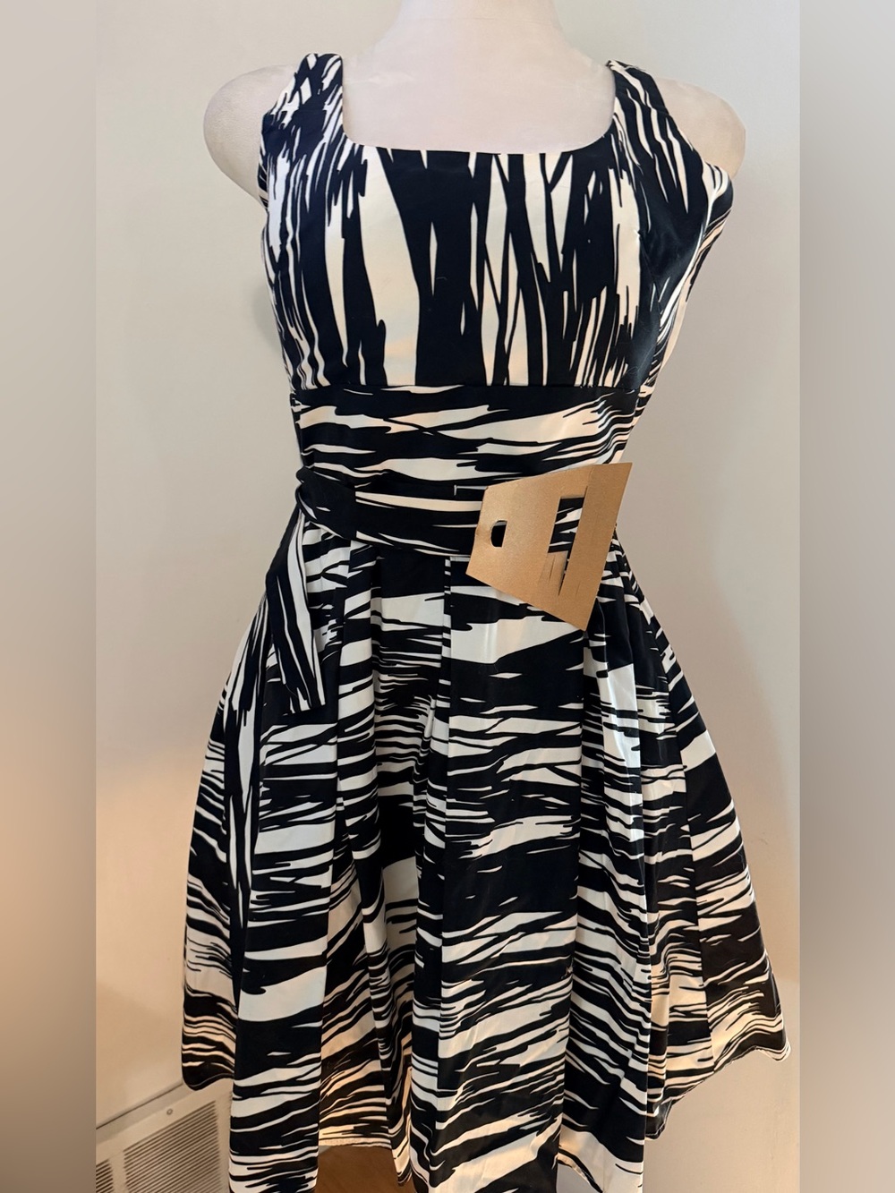 Calvin Klein Rockabilly Pinup Fit & Flare Pleated Dress 4 Black White